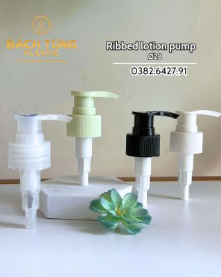 STANDARD STRIPED PUMP FI28 – WHITE & BLACK