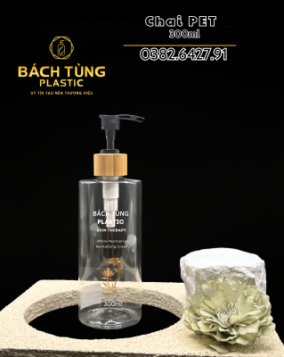  300ml Clear PET Bottle – Square Shoulder Design with Wooden Cap