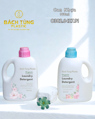 CAN NHỰA BẦU NHỎ 960ML – TRẮNG – VÒI PUMP FI33 & NẮP VẶN XANH/HỒNG
